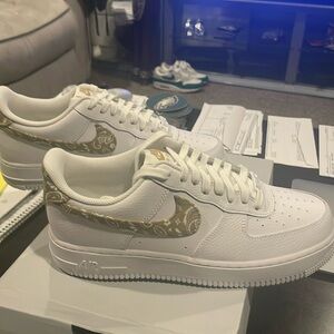 Nike Air Force 1 sz 11.5 women’s/mens sz 10